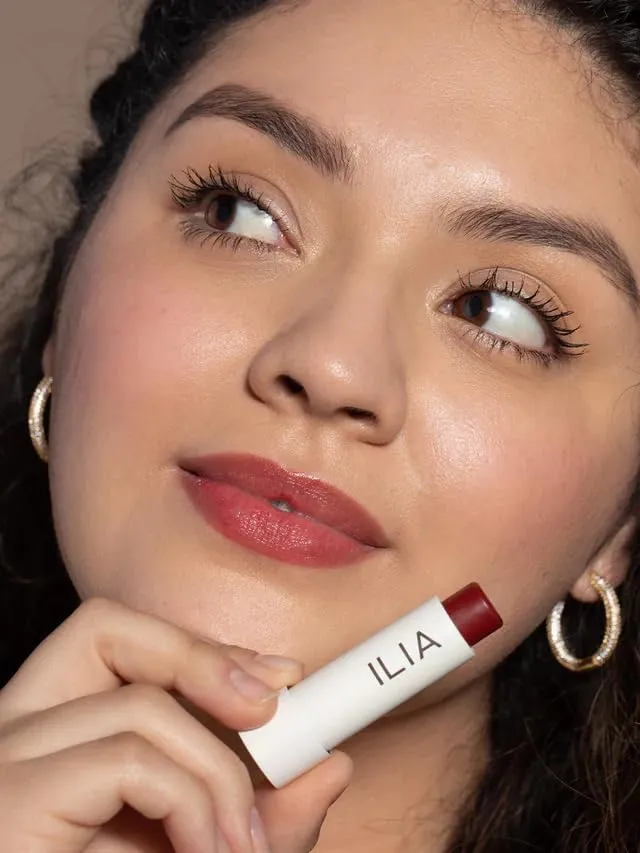 ILIA - Clean Tinted Lip Balm - with Moisture-Boosting Ingredients and Sheer, Buildable Color