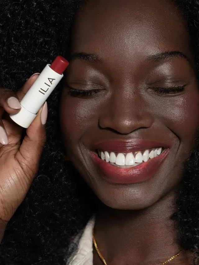 ILIA - Clean Tinted Lip Balm - with Moisture-Boosting Ingredients and Sheer, Buildable Color